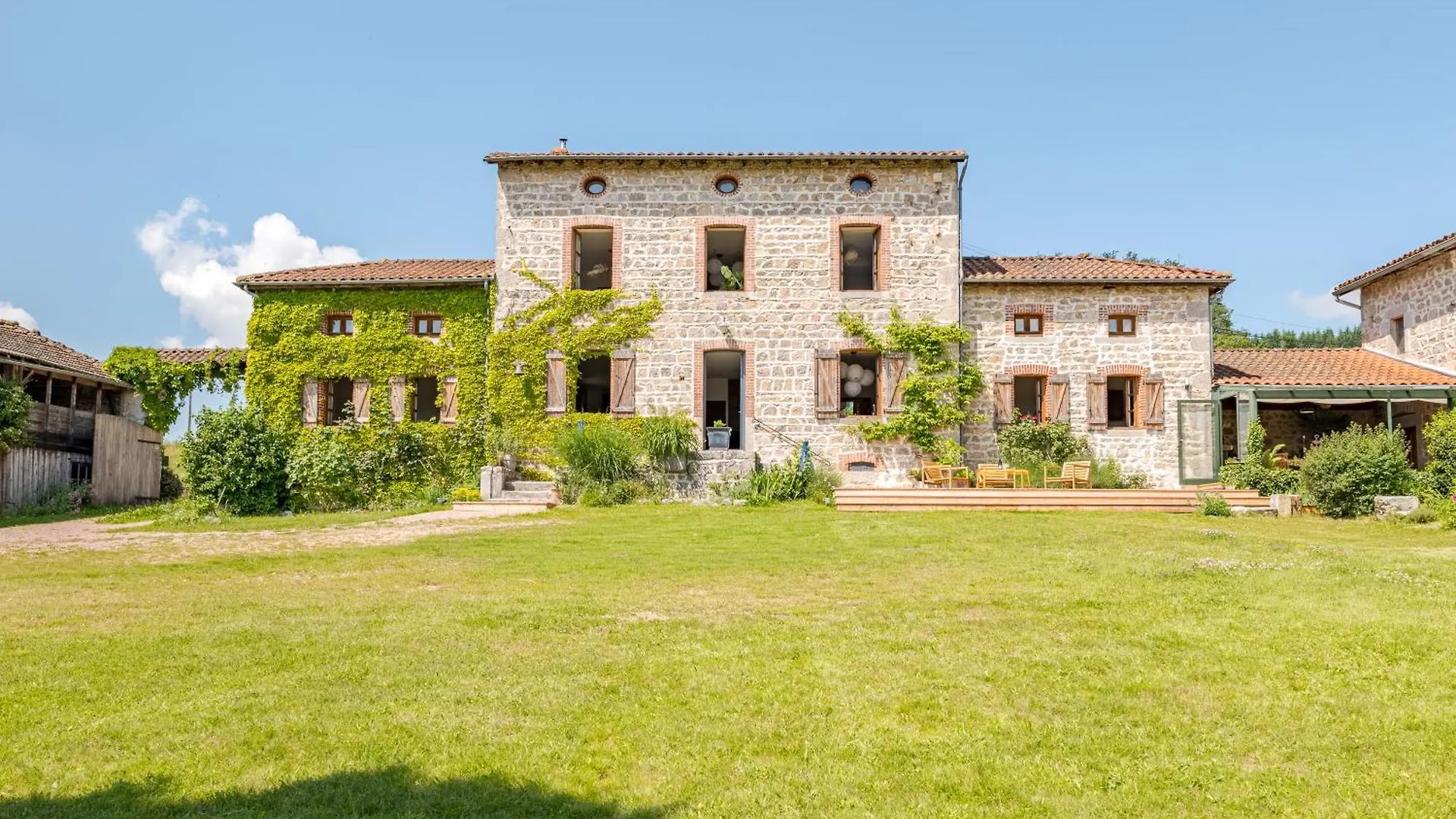 Сasa de vacaciones Charmante Maison De Famille Au Calme, 5 Chambres Les Salles Francia